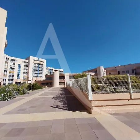 Rdc Avec Piscine, Climatisation Et Garage Appartamento