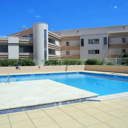 Rdc Avec Piscine, Climatisation Et Garage *