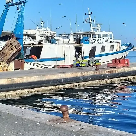 Apartment Rdc Avec Piscine, Climatisation Et Garage Sète