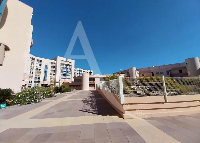 Rdc Avec Piscine, Climatisation Et Garage Apartamento